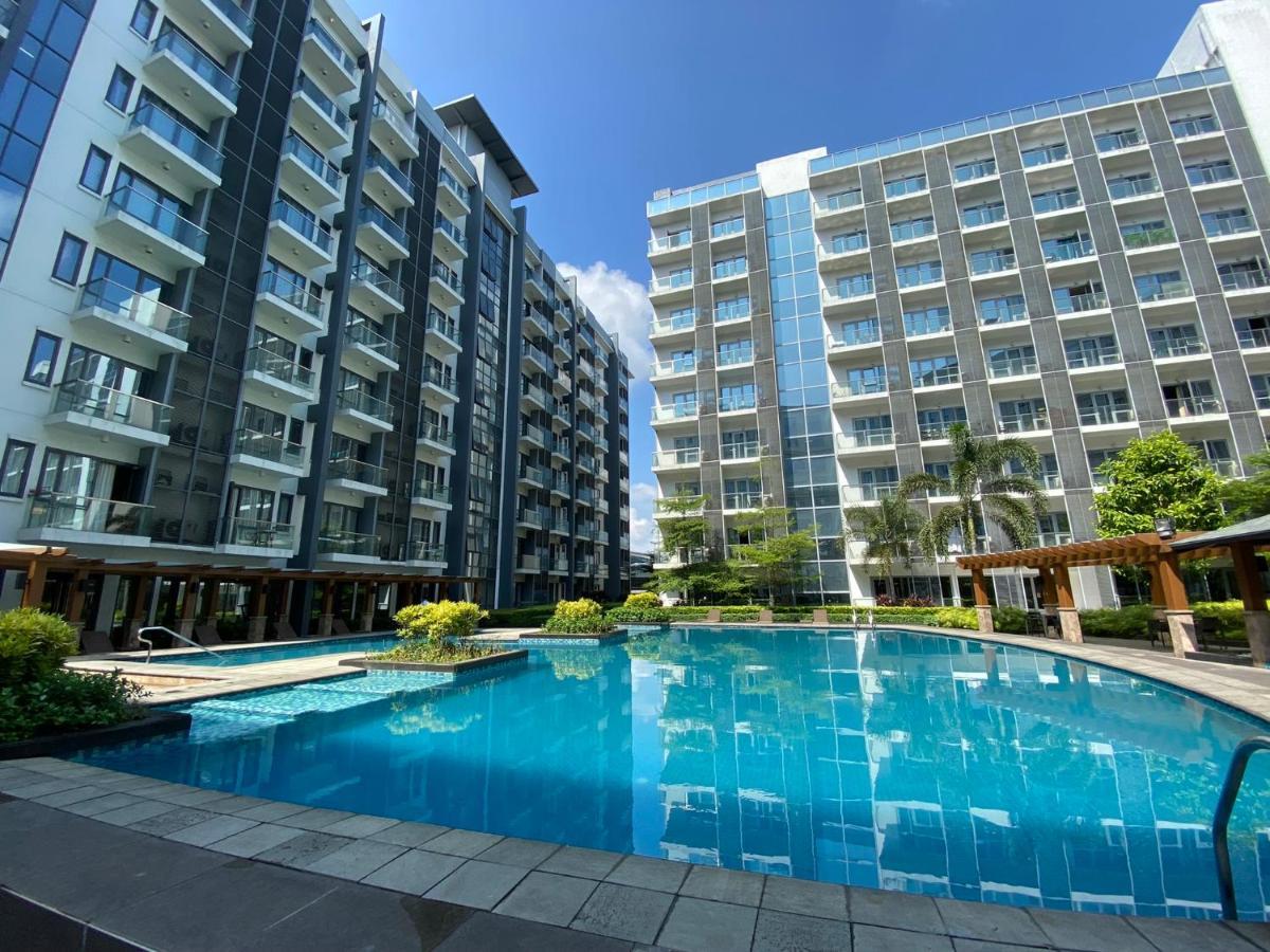 Cozyvilla At 81 Newport Blvd Walk To Naia T3 Marriott & Resorts World Casino & Newport Mall For 5 Pax Free Parking!!!! Pasay Eksteriør bilde